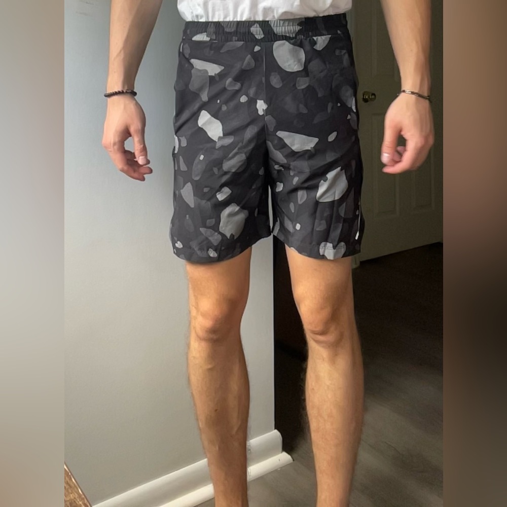 Stretchy athletic/workout shorts